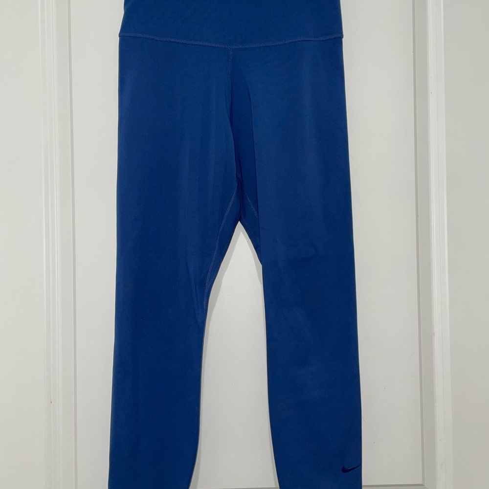 Nike dri fit leggings